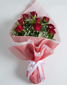 9 adet kırmızı gülden buket  Tekirdağ ucuz çiçek gönder 