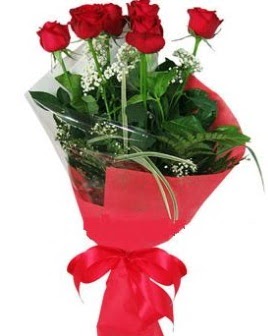 5 adet kırmızı gülden buket  Tekirdağ yurtiçi ve yurtdışı çiçek siparişi 